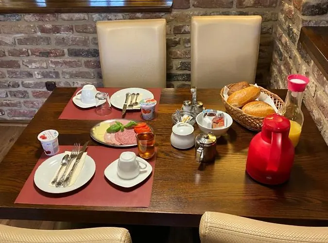 - Restaurant Braustube *