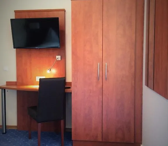 - Restaurant Braustube Hotel *